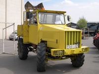 latil TL tracteurs en weppes beaucamps-ligny 2004