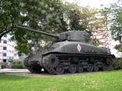 Sherman M4A1 HVSS à Colmar Vacances d'été en Alsace