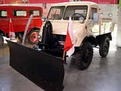 Unimog U401 à cabine tôlée suisse Musée Unimog à Gaggenau