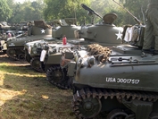 Rassembelement de Sherman Tanks in Town 2008