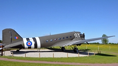 Merville C-47 65ème anniversaire du débarquement en Normandie