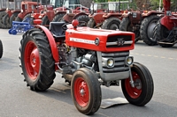  Tracteurs en Weppes à Beaucamps-Ligny 2011