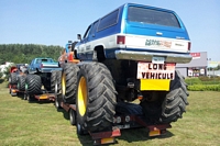 Big foot Chevrolet Suburban Monster Trucks à Bruay