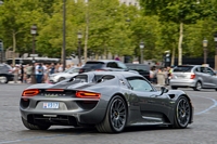 Porsche 918 Spyder Carspotting à Paris, juillet 2015
