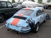 Porsche 911 aux couleurs Gulf VHC au circuit de Croix-en-Ternois 2006