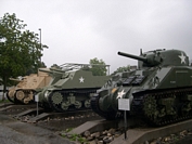 Sherman, Priest, M31 Panzermuseum de Thun