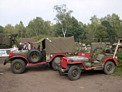 Dodge WC52 et Jeep Willys aux couleurs du Bomb Dismantal Service Tanks in Town 2007