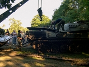 dépose du moteur MTU du Leopard par un Bergeleopard Tanks in Town 2008