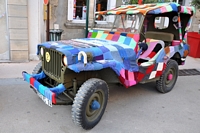 Jeep recouverte de laine 70ème anniversaire du débarquement en Normandie