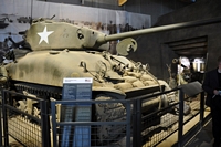 Sherman M4A1 76mm Overlord museum colleville 70ème anniversaire du débarquement en Normandie