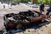 burned lotus esprit S2 brûlée carbonisée wrecked exotics rassemblement mensuel vincennes en anciennes au château de vincennes, mai 2015