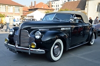 Buick eight 1940 Rassemblement mensuel de Vincennes en anciennes, octobre 2015