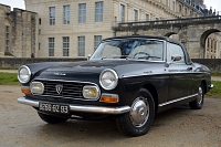 Peugeot 404 convertible Rassemblement au château de Vincennes, février 2017