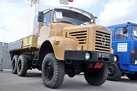 Berliet GBC 8 Gazelle Tracteurs en Weppes à Beaucamps-Ligny 2017